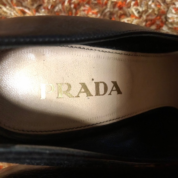 Peep Toe Platform Pumps - Picture 2 of 3